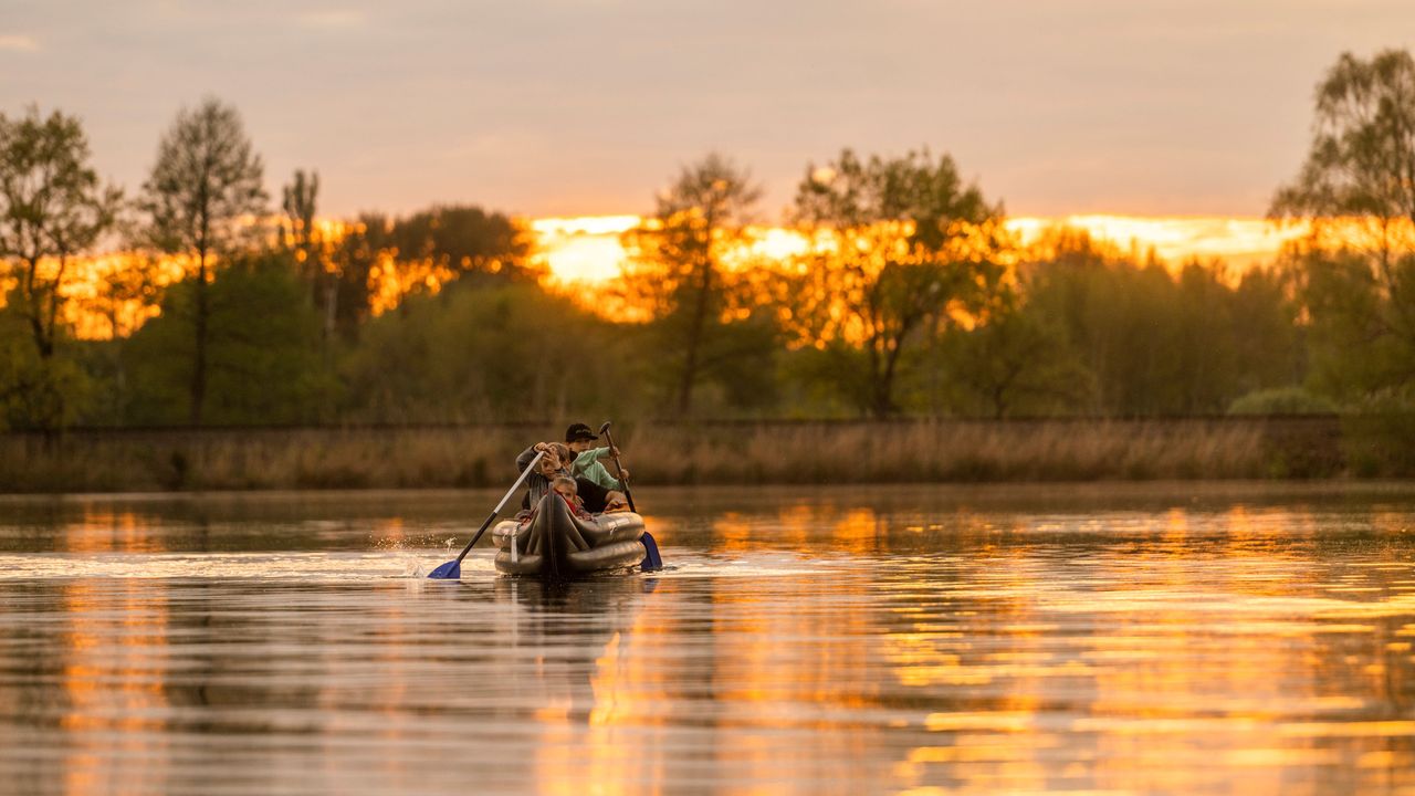 Wassersport auf dem Dippelsorfer Teich Wassersport auf dem Dippelsorfer Teich